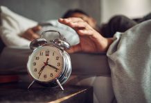 Чем опасен резкий подъём после звонка будильника