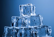 Почему на Луне не тает лёд