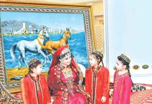 Geljegimiz Çagalaryň Gülküsinde Kemala Gelýär